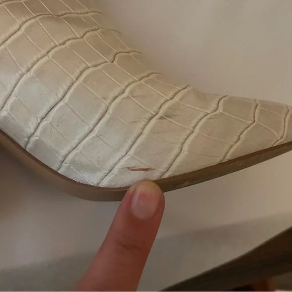 Steve Madden Women's Rookie Bone Croc Block Heels V Cut Ankle Booties Size 9.5 - Picture 8 of 16